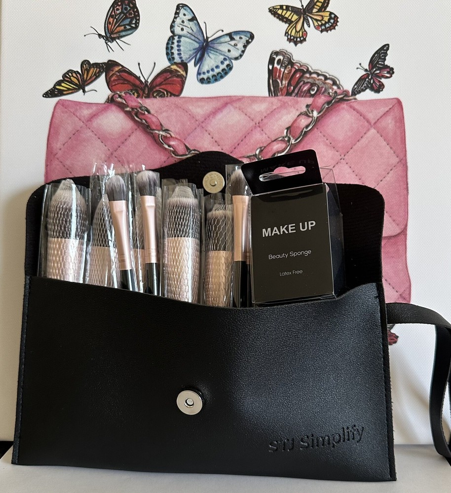 Make Up Brush Set 14pcs with 1 Make Up Sponge.