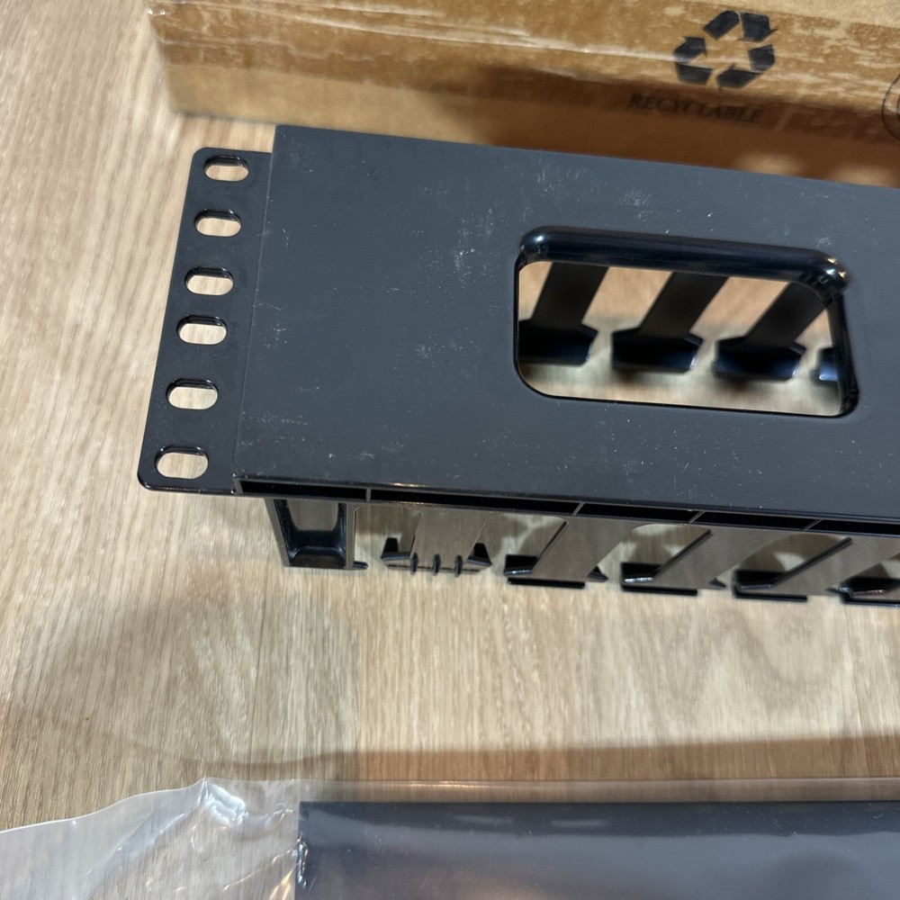 Panduit WMPFSE PatchLink Horizontal Cable Manager 1RU