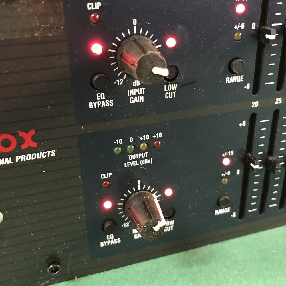 DBX 1231 Stereo Dual 31 Band Graphic EQ Equalizer