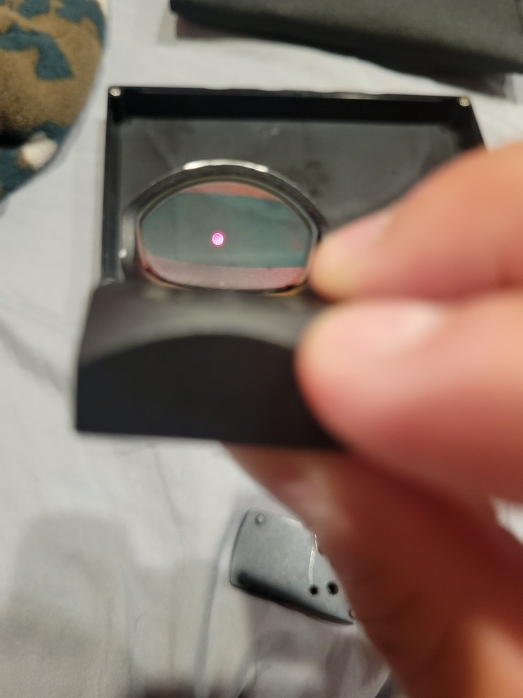 Red Dot Sight For Pistols Plus Optic Plate