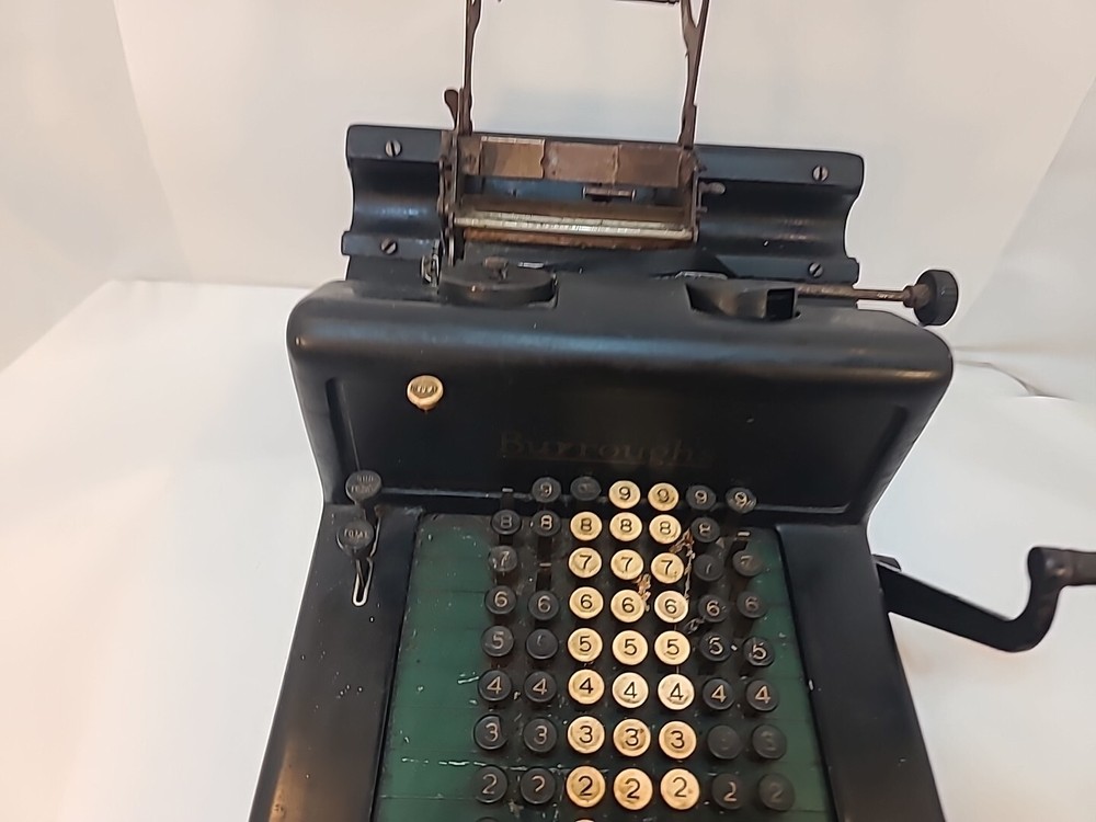 Vintage BURROUGHS ADDING MACHINE CALCULATOR HAND CRANK. No key - Untested - Rare