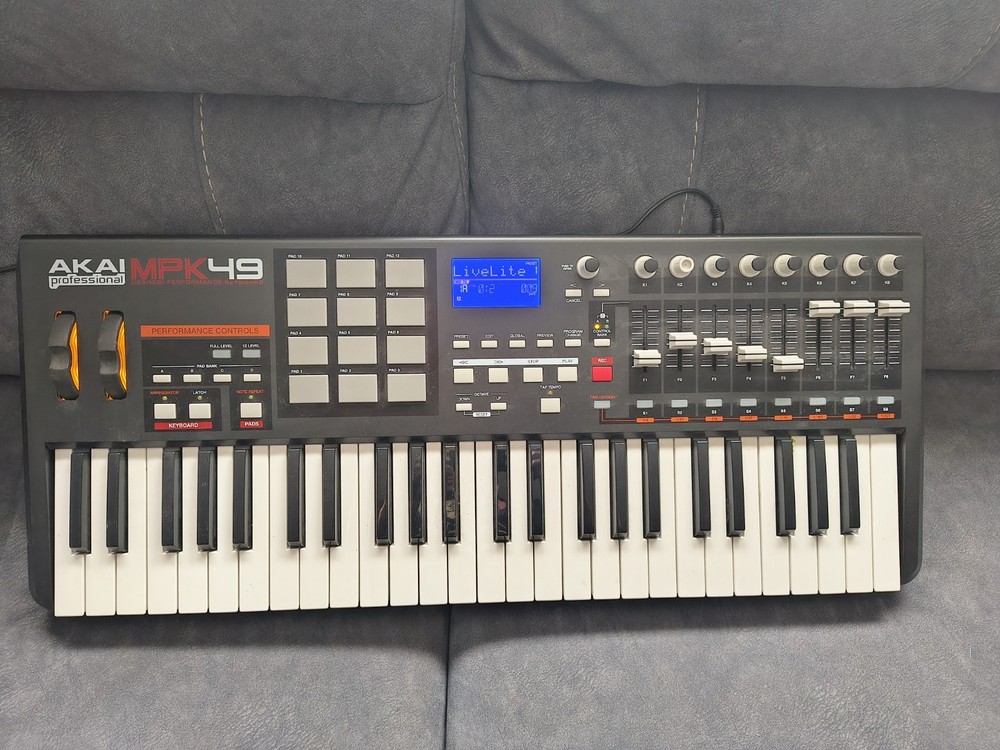 akai professional mpk49