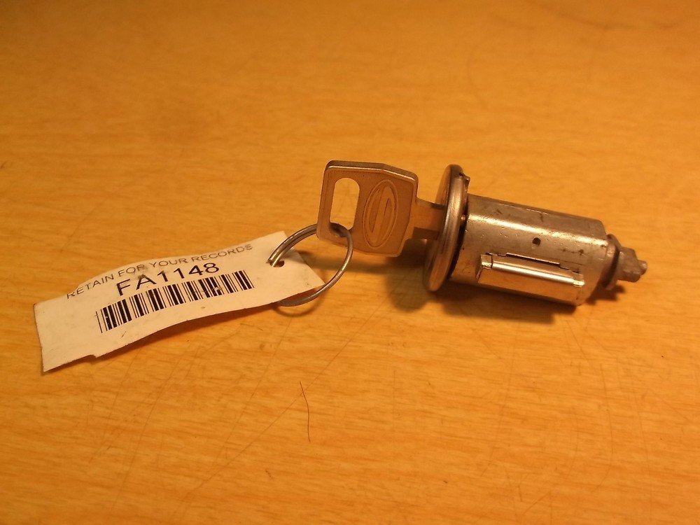 Ignition Switch FA1148 with 1 Key *FREE SHIPPING*