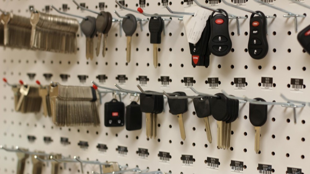 BT1-BT40 Replacement keys for Tuff Shed locks, Cut to code. Licensed Locksmith.