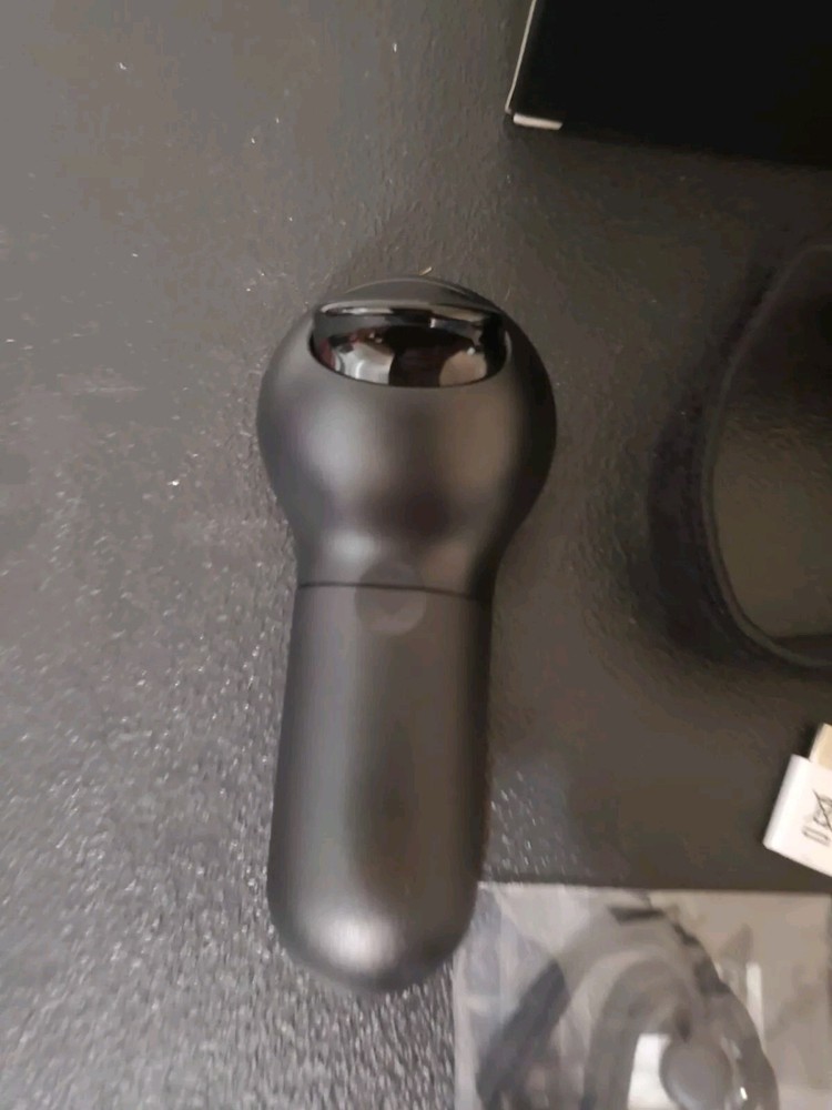 Samsung Gear VR Powered By Oculus Virtual Headset Controller Model SM-R324