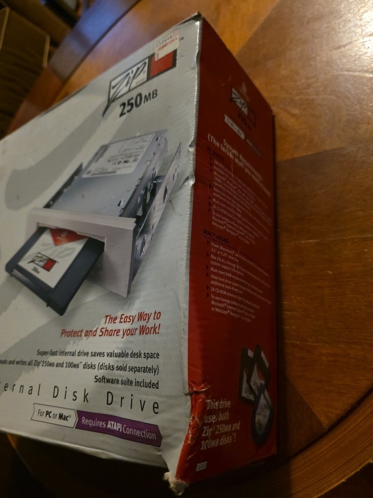 Iomega Zip 250 250MB USB Powered PC & Mac Internal Drive