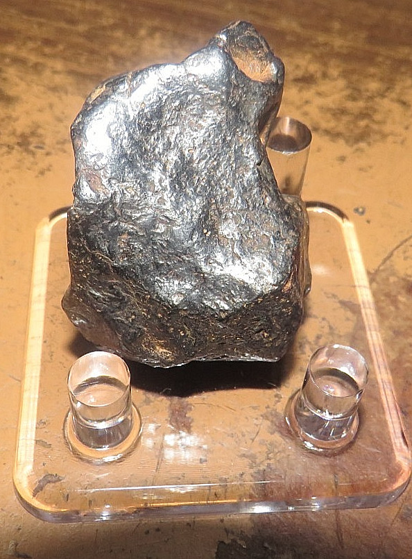 86 Gm . CANYON DIABLO IRON METEORITE AAA GRADE ARIZONA STAND METEORITE CRATER