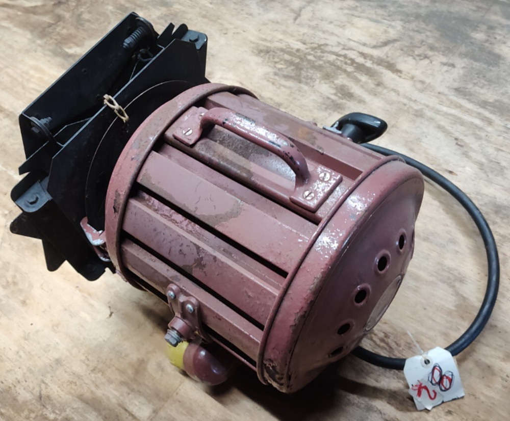 Mole Richardson Junior Mole pole  Tungsten Light Type 4261