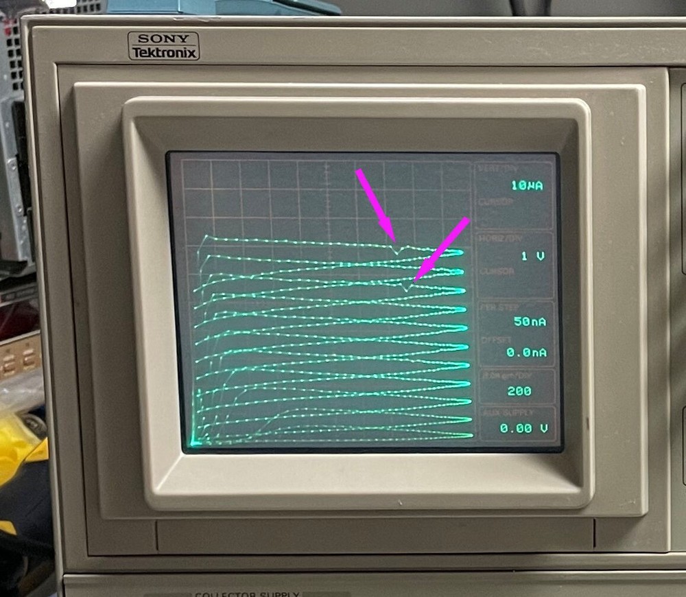 Tektronix Sony 370 Programmable Curve Tracer