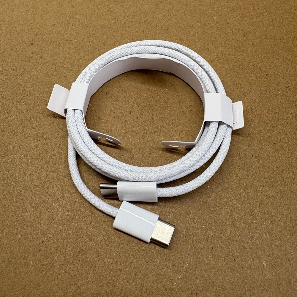 1pcs 3ft USB-C Cable For iPhone 17/16/15 Pro/Pro Max/Plus 1M Type C Cable