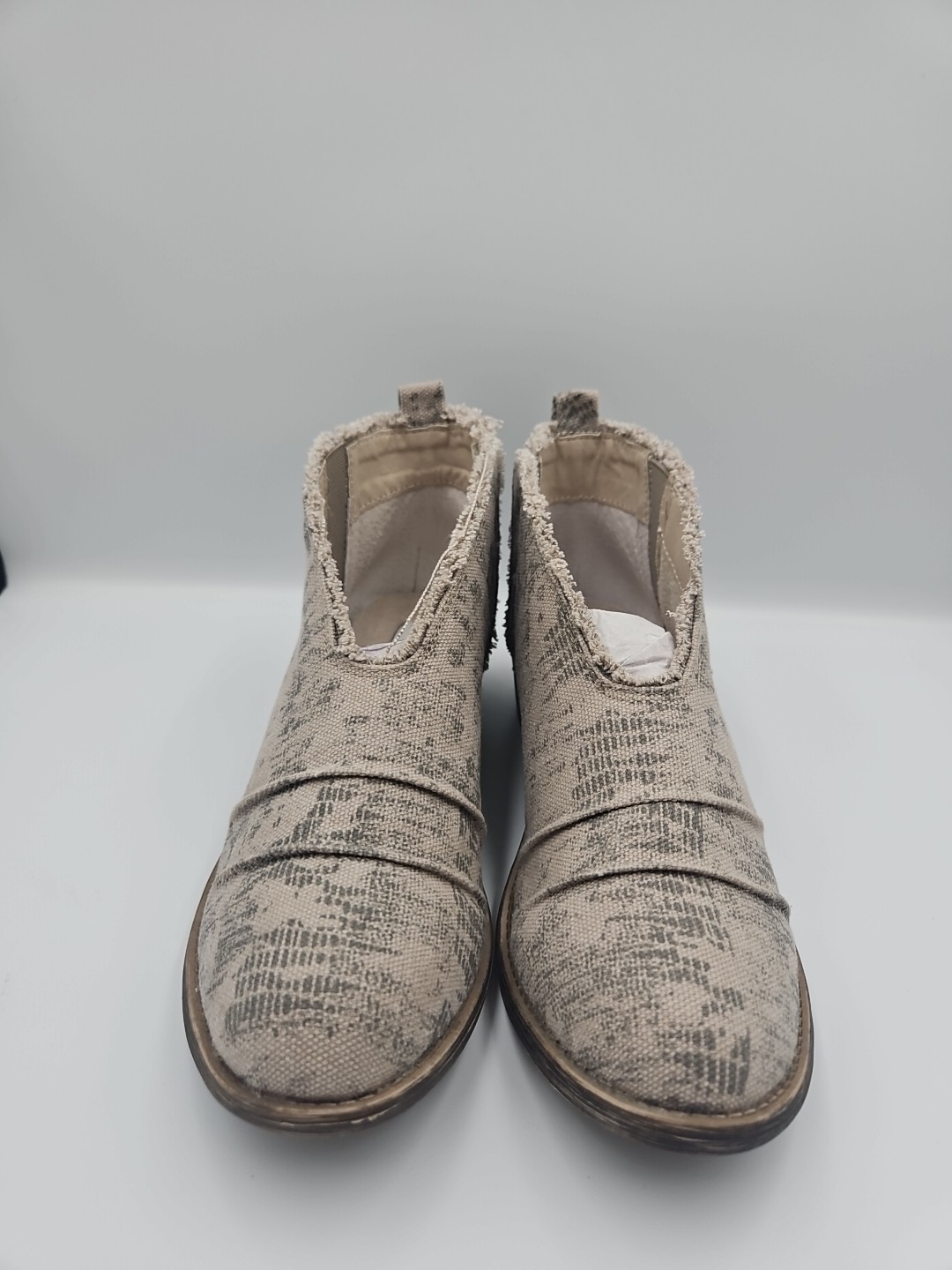 Very G Bootie Women's Size 7