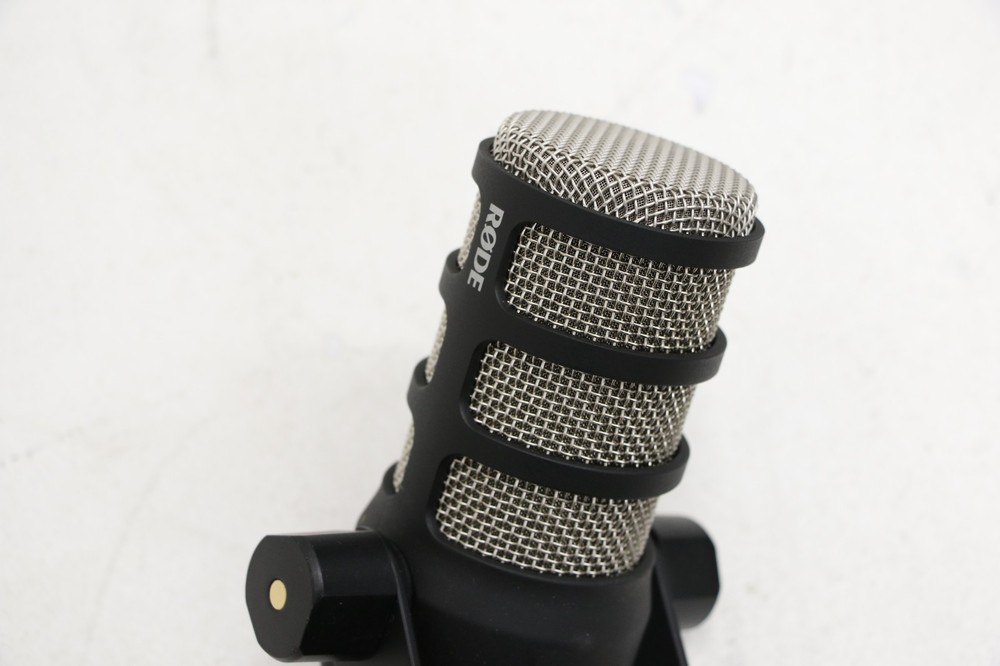 Rode PodMic Cardioid Dynamic Podcast Streaming Microphone