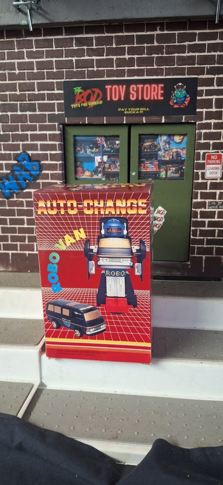 VTG 80's AUTO CHANGE ROBO-VAN 7'' TRANSFORMING ROBOT  Transformers Ko