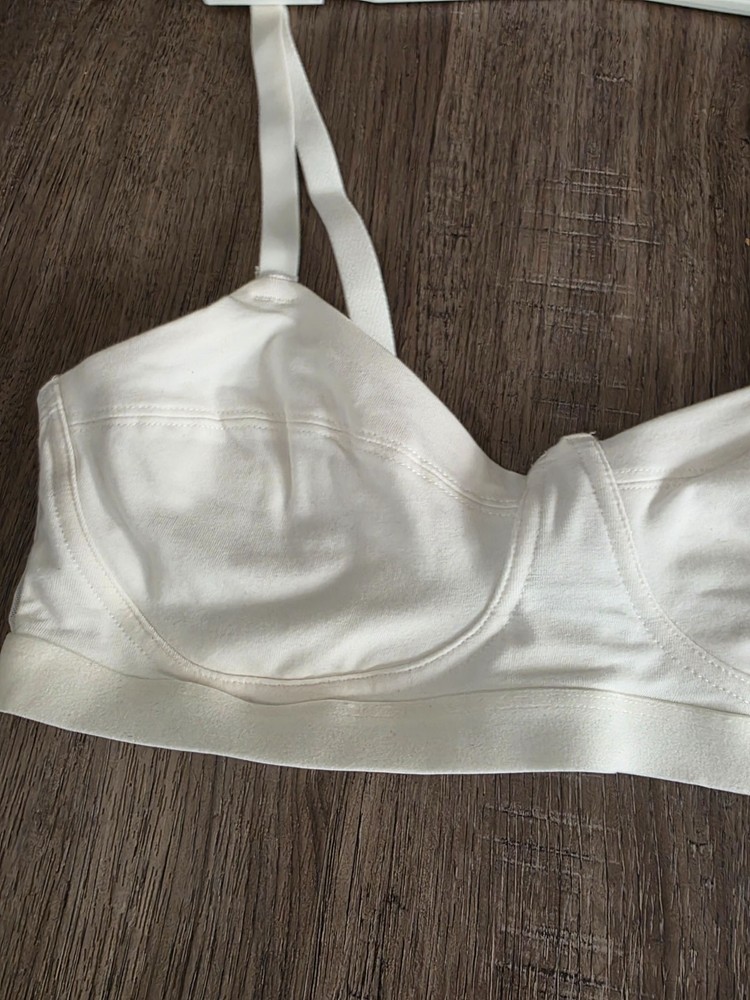 Womens Juniors Colsie off-white Bra Medium NWT
