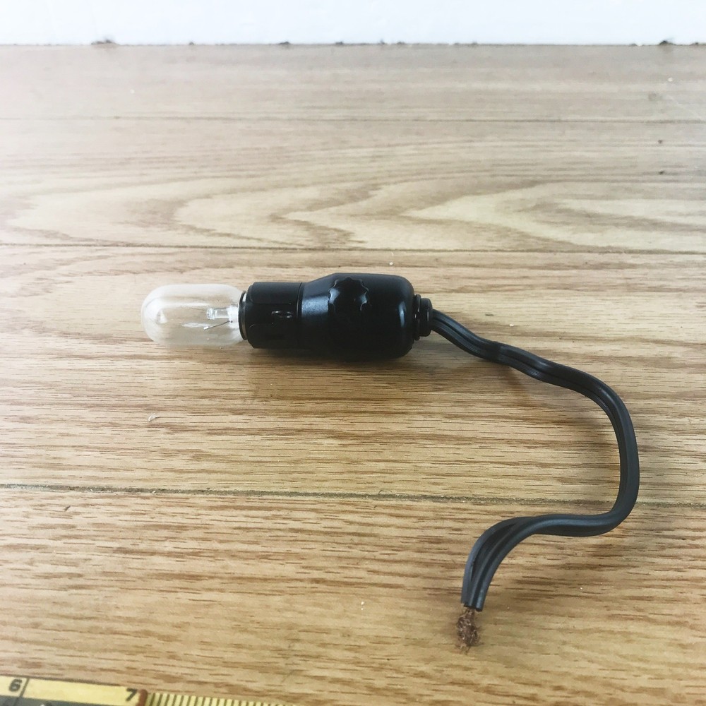 VTG Singer 403A 401A Sewing Machine LIGHT SOCKET ASSEMBLY Part Original