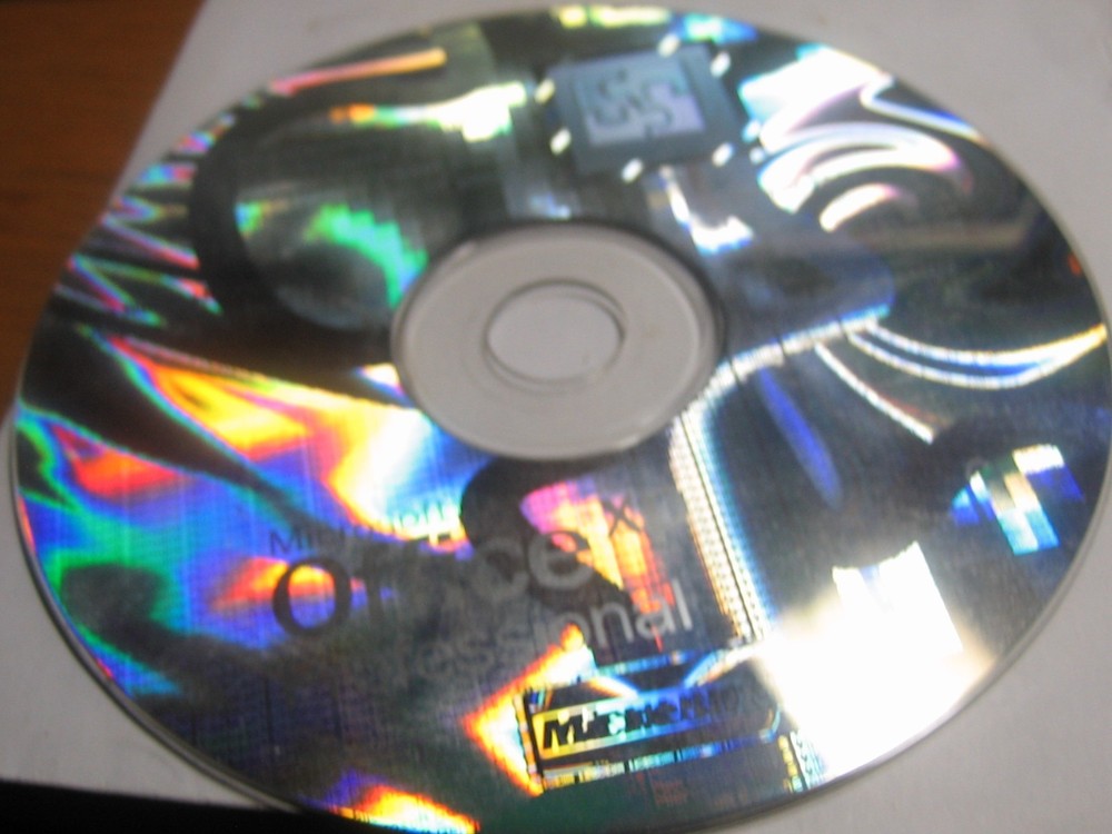 Microsoft Office XP Professional Version 2002 Academic Edition w/ Key