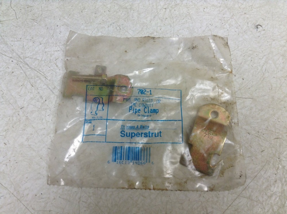Thomas & Betts Superstrut 702-1 Pipe Clamp 7021 New