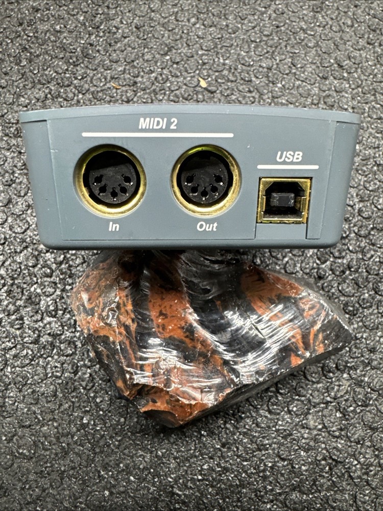 E-MU Emulator X2 VST Software sampler for Windows XP plus usb midi 2x2 interface