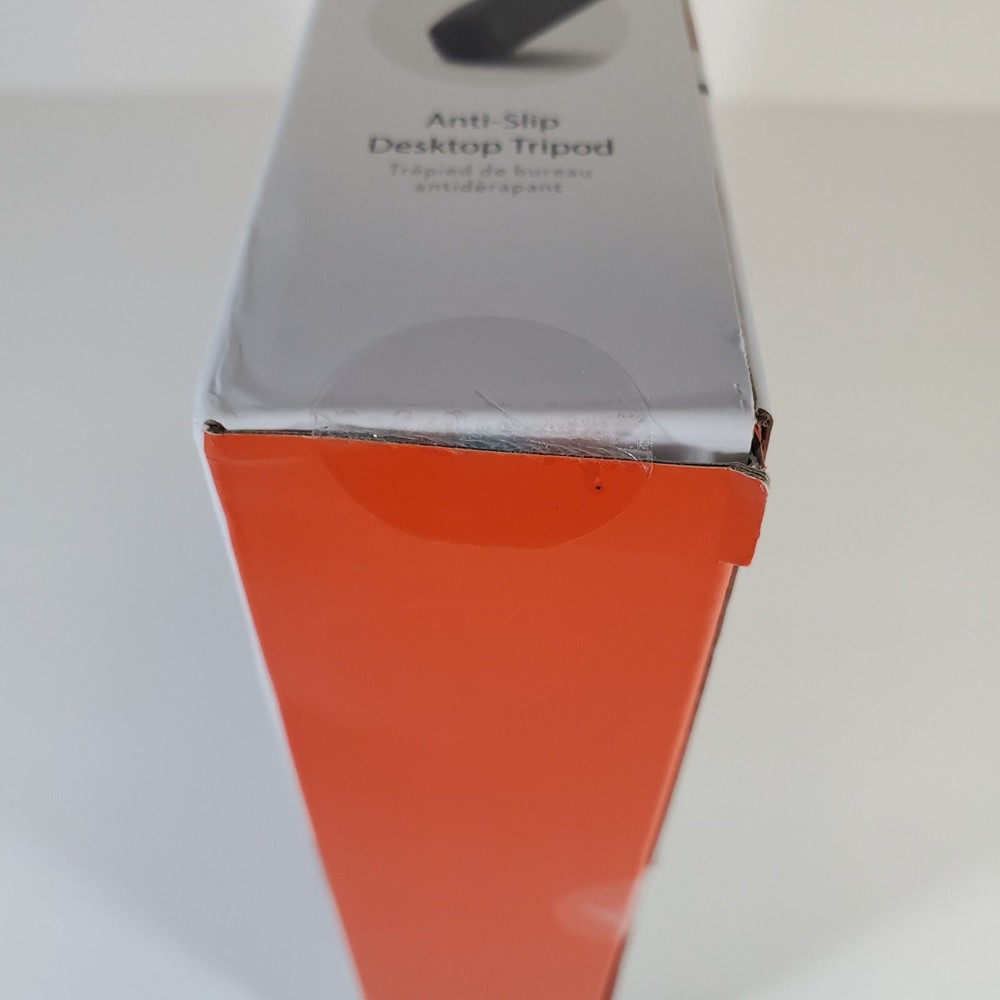 Helix Vlogger Pro Desktop Portable Studio Kit Content Creator w/ Wireless Remote