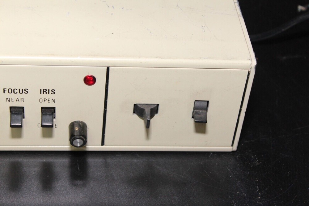 Vintage Quickset Moog Security Camera Controller Box 7-42500-2 Zoom Focus Iris