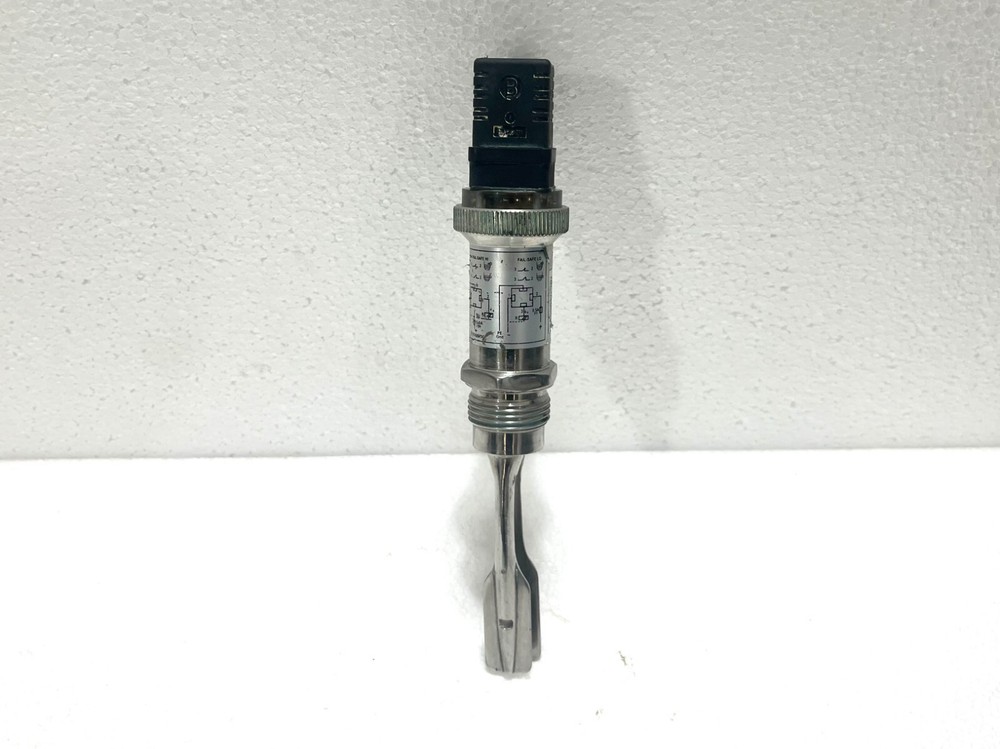 Sapcon ELIXIR-UNI Tuning Fork Level Sensor for Liquids