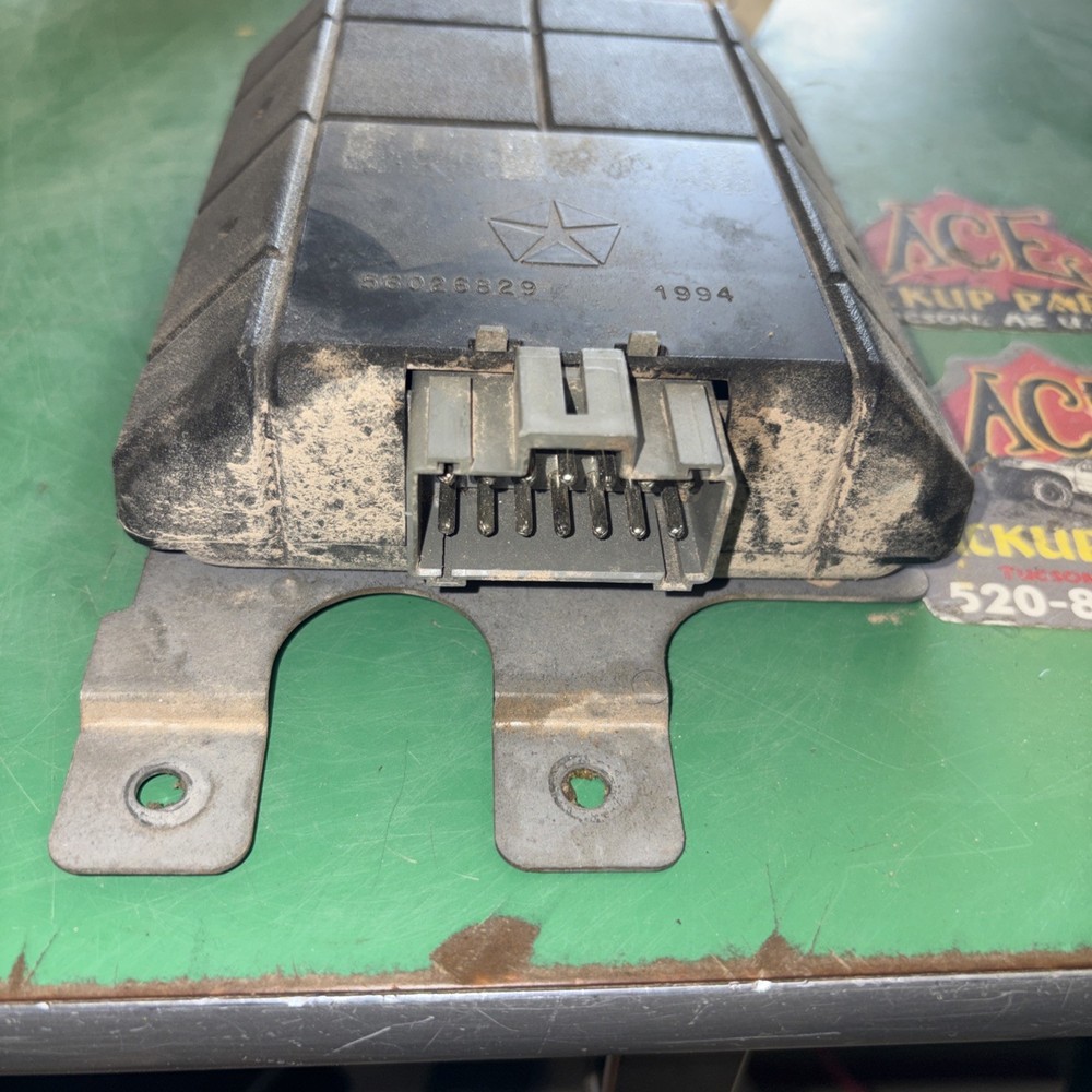 56026829 Dodge Dakota 1990-1995 ABS control module computer