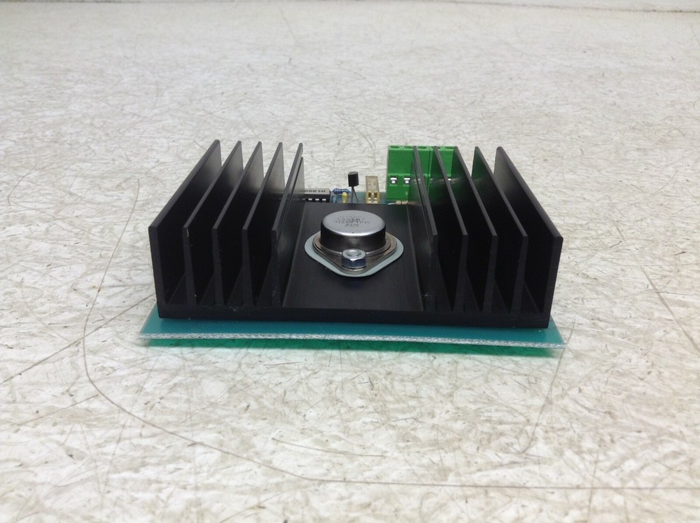 Verstarker FMB VS1 Interface Unit IH 96045786 (OK)