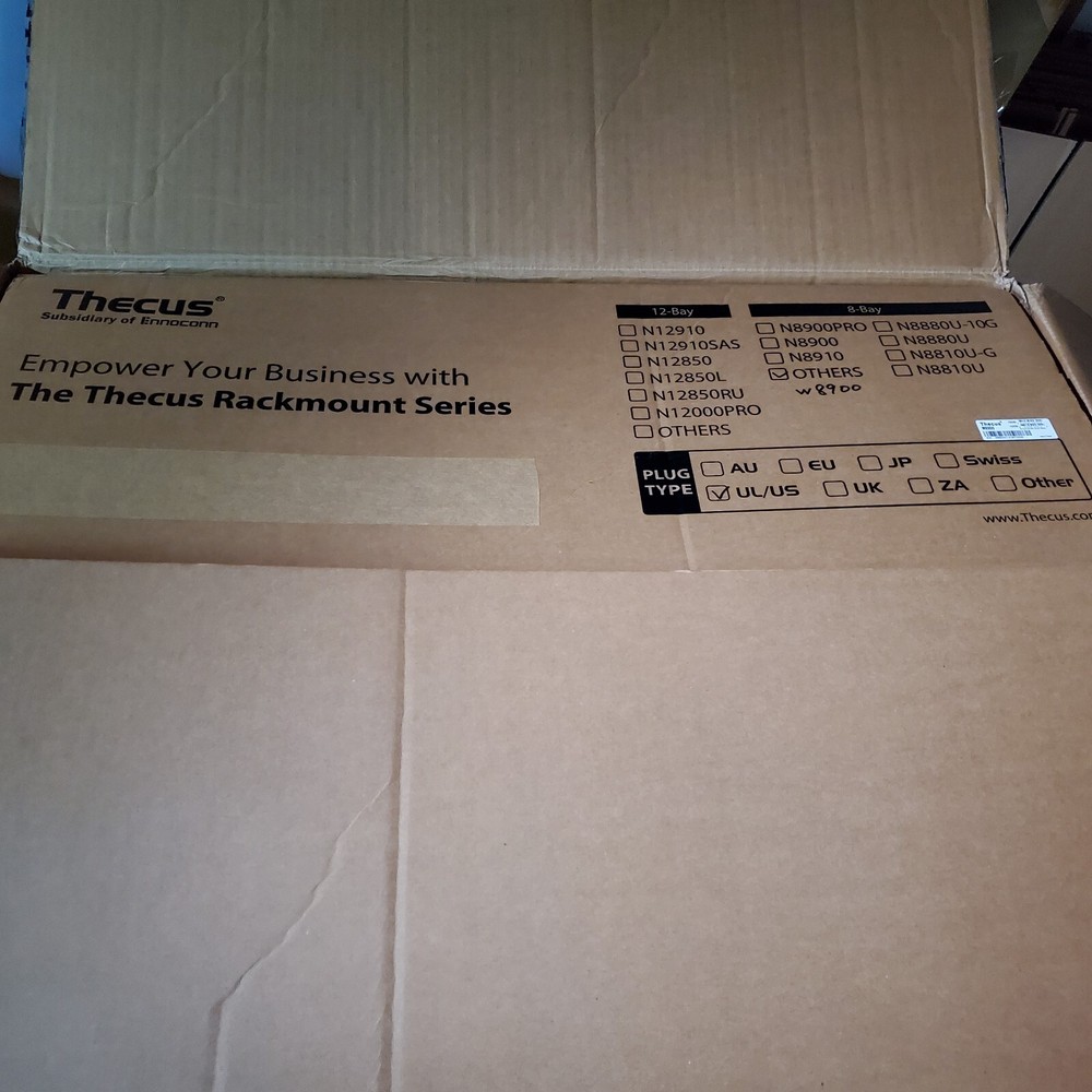 Thecus W8900 Rackmount Server NAS