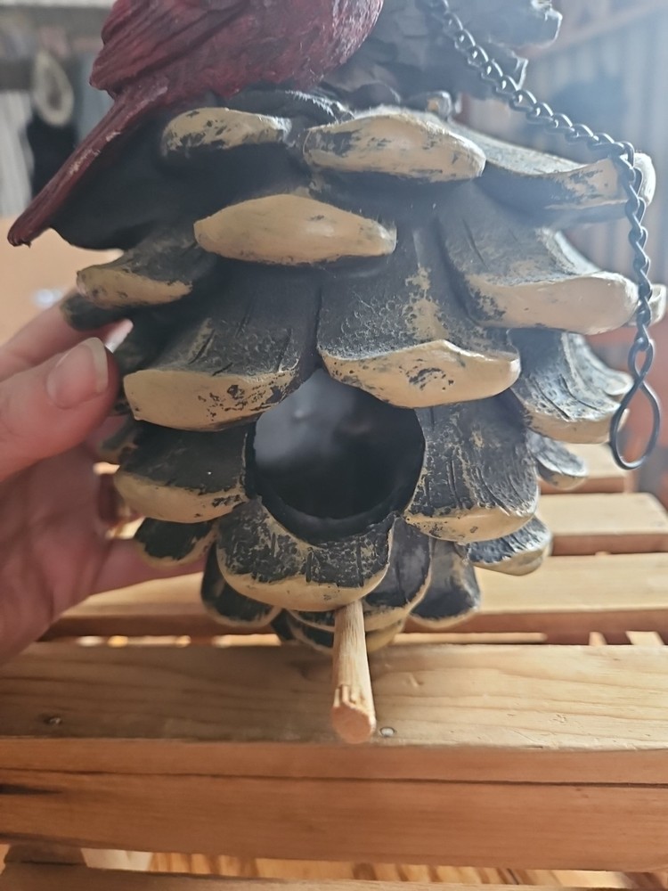 Cardinal Pinecone Birdhouse (B25)