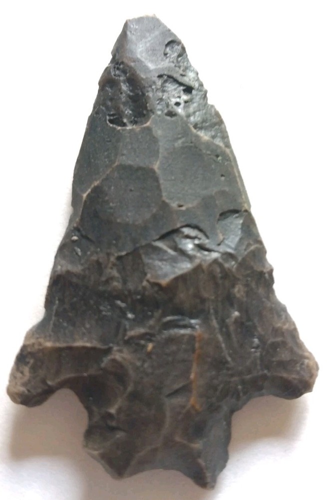 Arrowhead Measures Approximately 2 Inches Long
