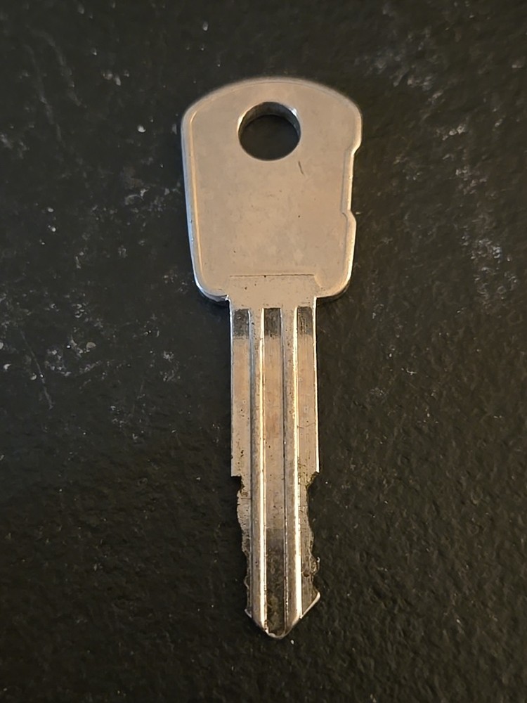 MONARCH TRI GARD KEY CODED TD0008 (3D1)