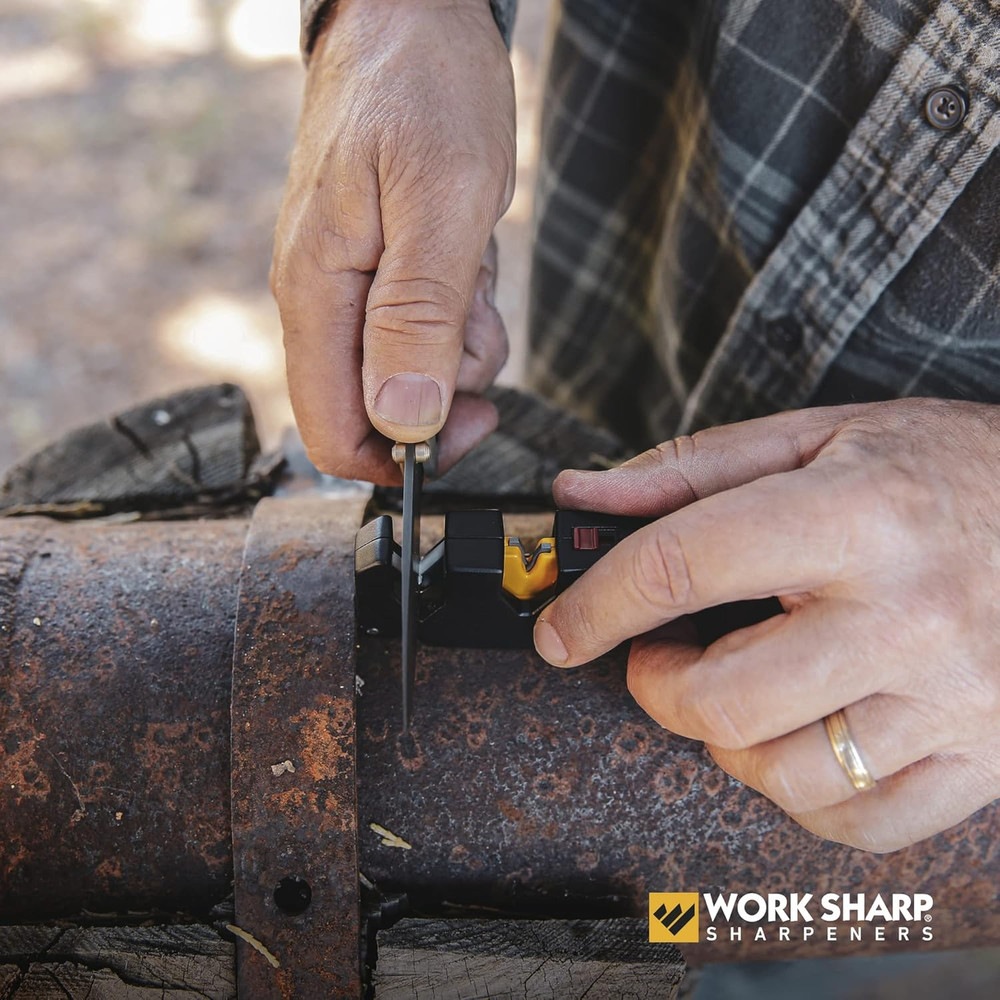 EDC Pivot plus Knife Sharpener Black