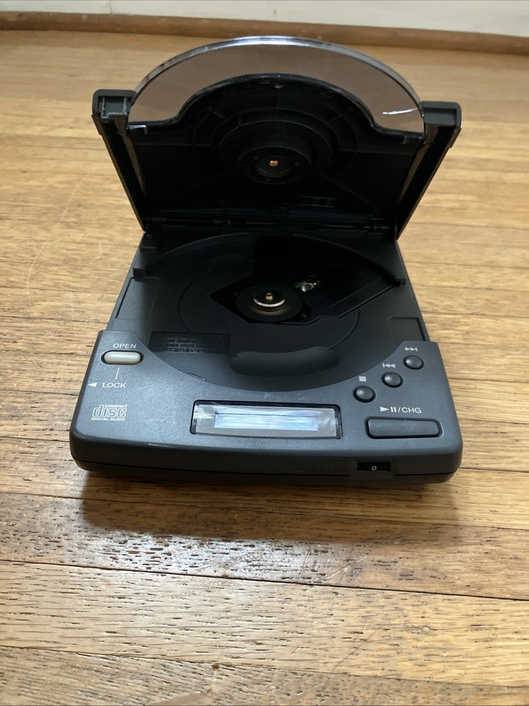 External CD ROM Panasonic KXL-D740 Quad Speed 4X CD-ROM CD Player