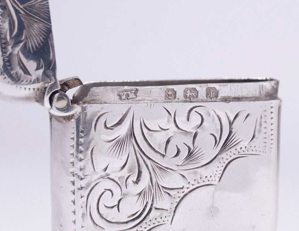 1908 Solid Sterling Silver Vesta Case - William Manton