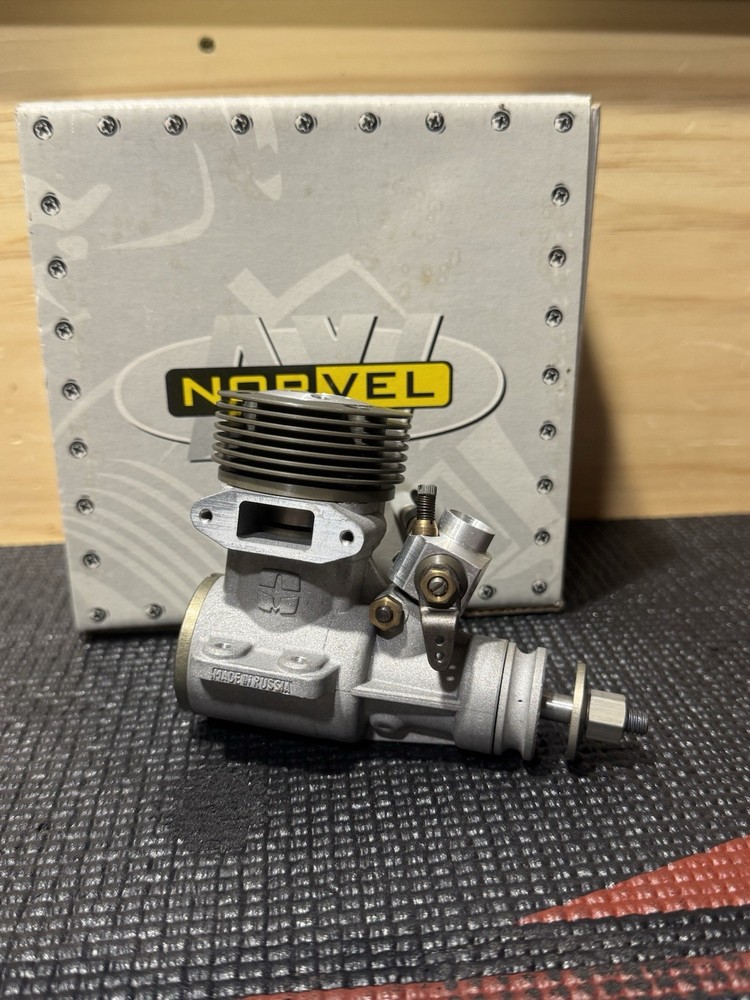 NORVEL AME 40 BIG MIG Nitro Engine
