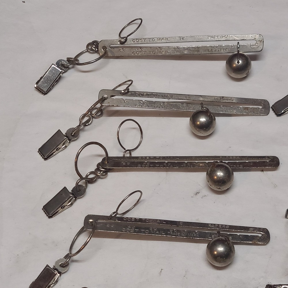 Vintage 1920s Utility Postal Scale Universal Utilities Co #10B