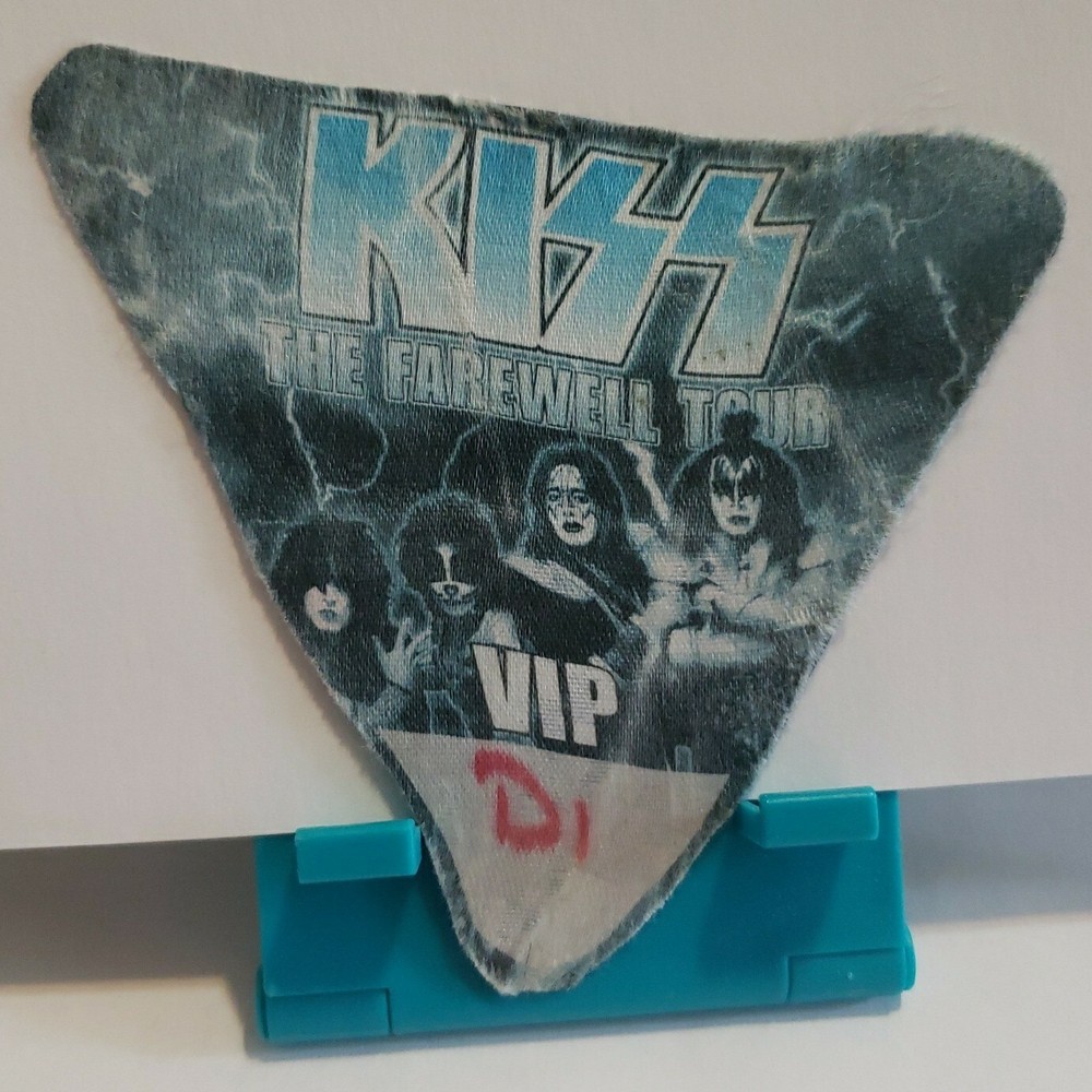 KISS Concert Backstage Pass Farewell Tour baby blue VIP wavy triangle 2000