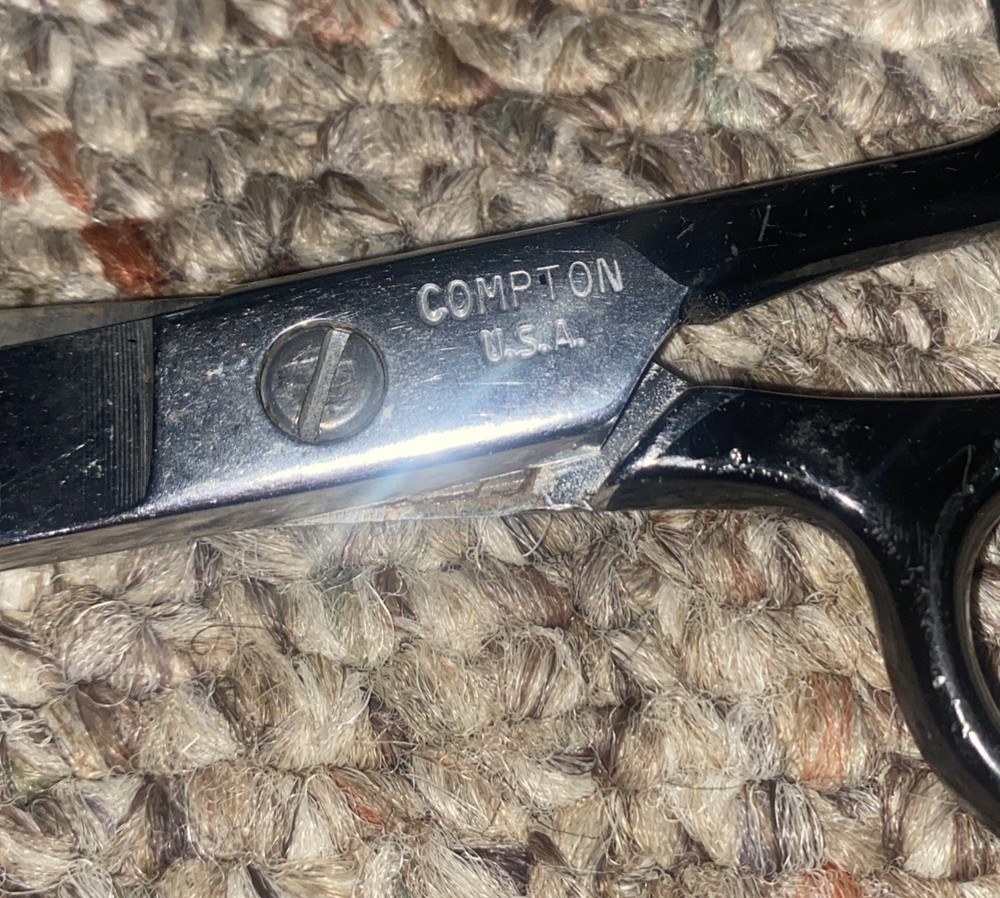 Vintage Compton USA 7" Scissors