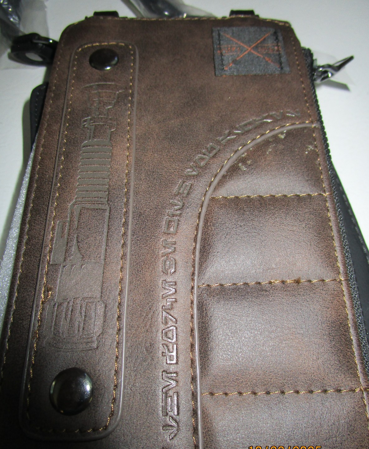 New Disney Parks Star Wars Galaxy Edge Obi Wan Kenobi Crossbody w Leather Wallet