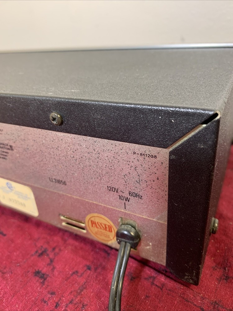 Realistic Five Band Stereo Graphic Equalizer 31-1988