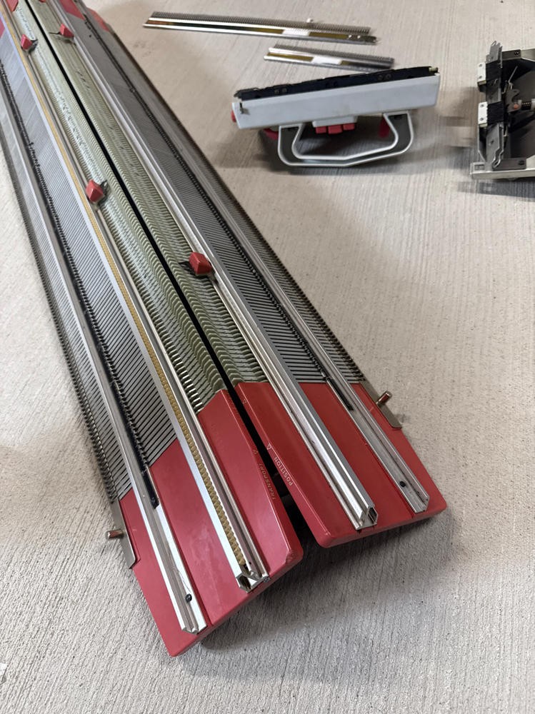 Passap Duomatic Knitting Machine VERY NICE AS SHOWN LOOK! Untested Great Cond!