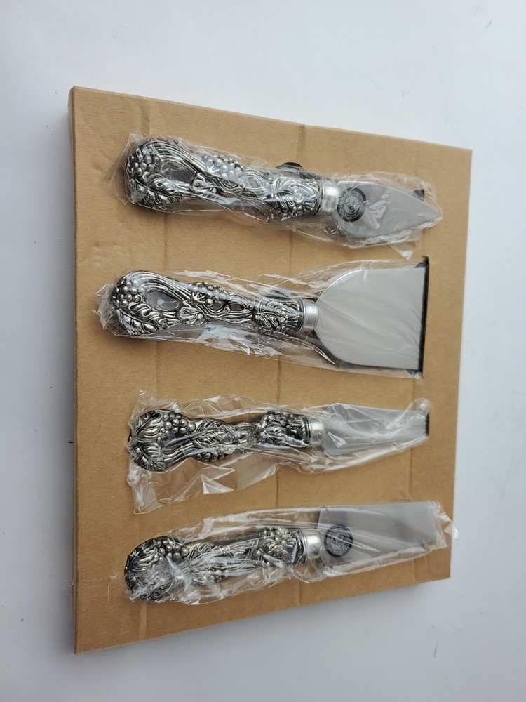 Silver Plated Grape & Grapevine Handle.FS