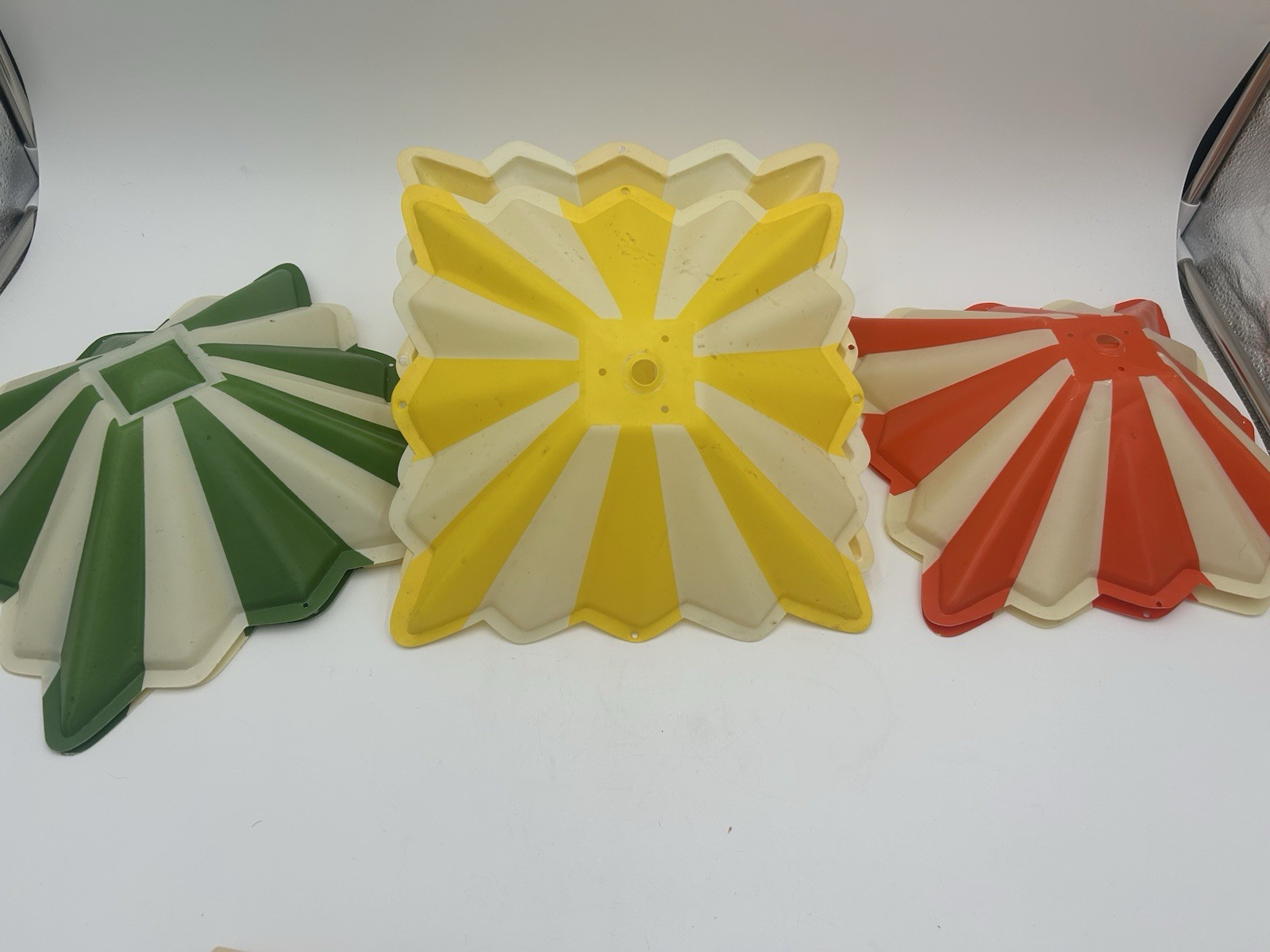 Vintage CAROUSEL Party Patio Lanterns - MCM Seven 7 Light Set USA 25 Ft Complete