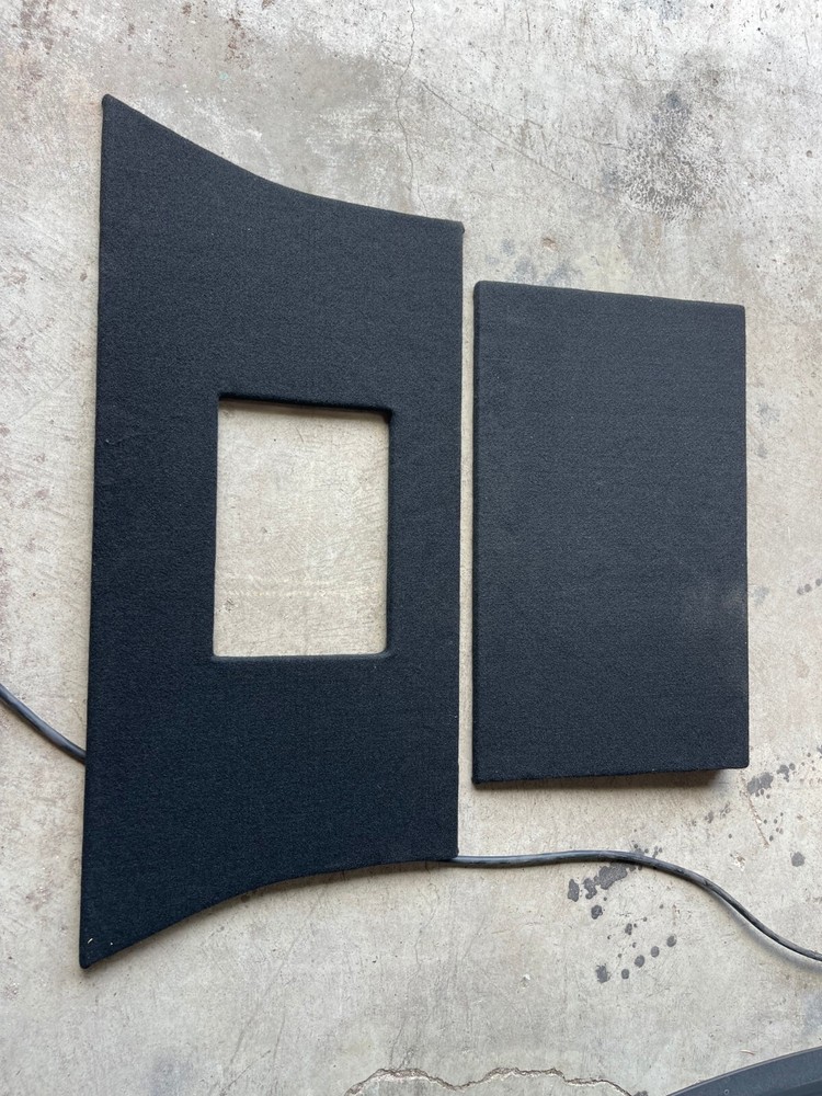 ZEnclosures Amplifier Rack with Plexi Window for the TESLA MODEL Y