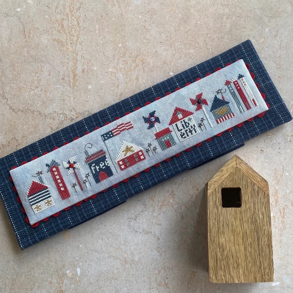 Heart in Hand Counted Cross Stitch Pattern ~ Patriotic Tiny Town ~