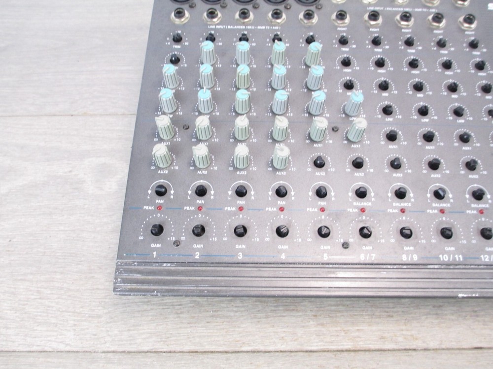 Samson Technologies MPL1502 15 Channel Stereo Mixer **READ**