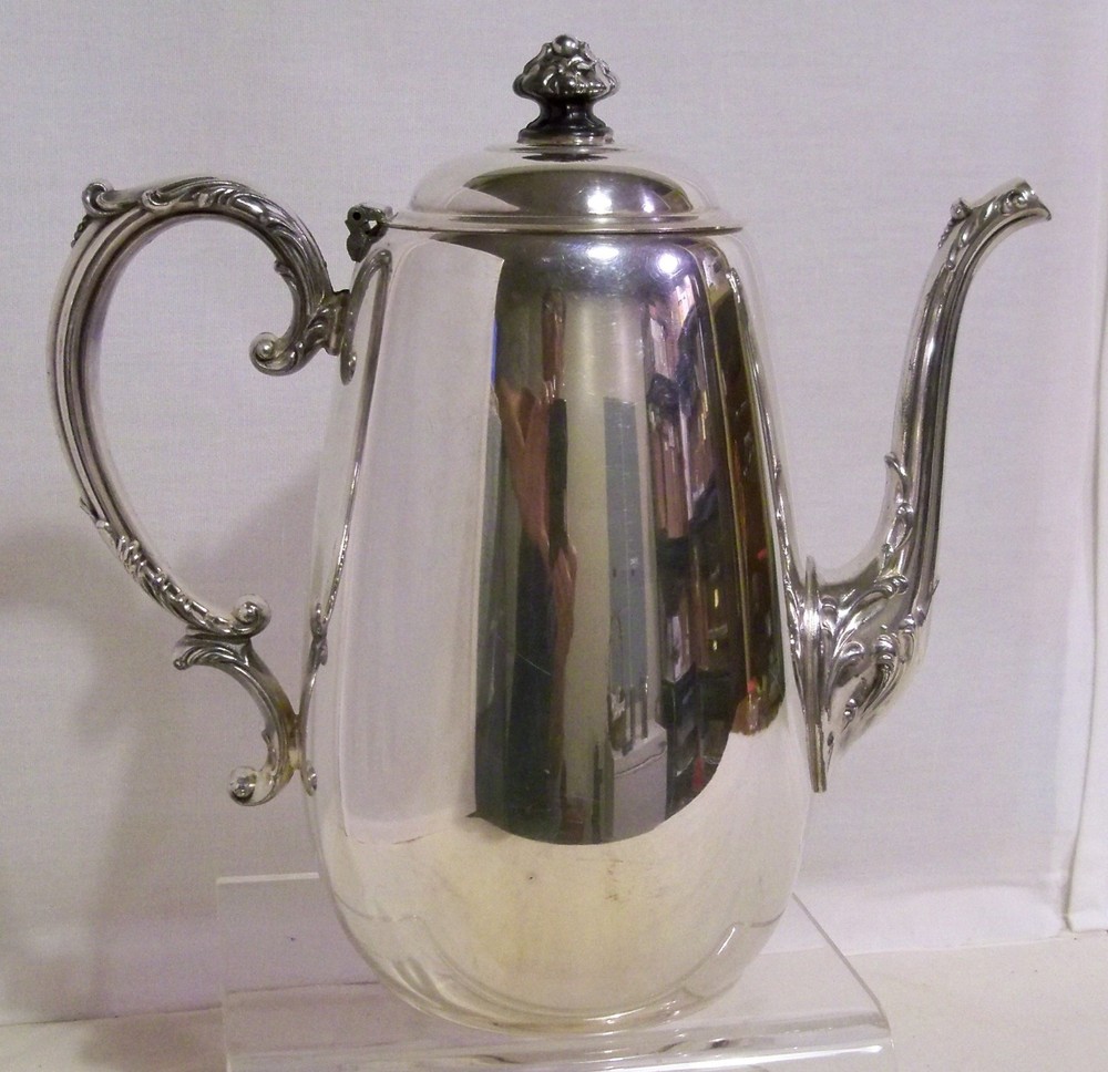 Wm ROGERS SILVER PLATE COFFEE POT SPRING FLOWERS #101