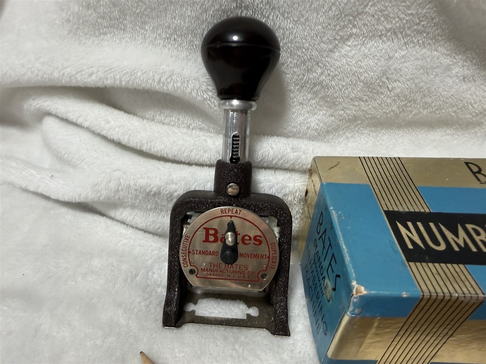 BATES STANDARD MULTIPLE MOVEMENT NUMBERING MACHINE STAMP 6 WHEEL STYLE E W/ BOX