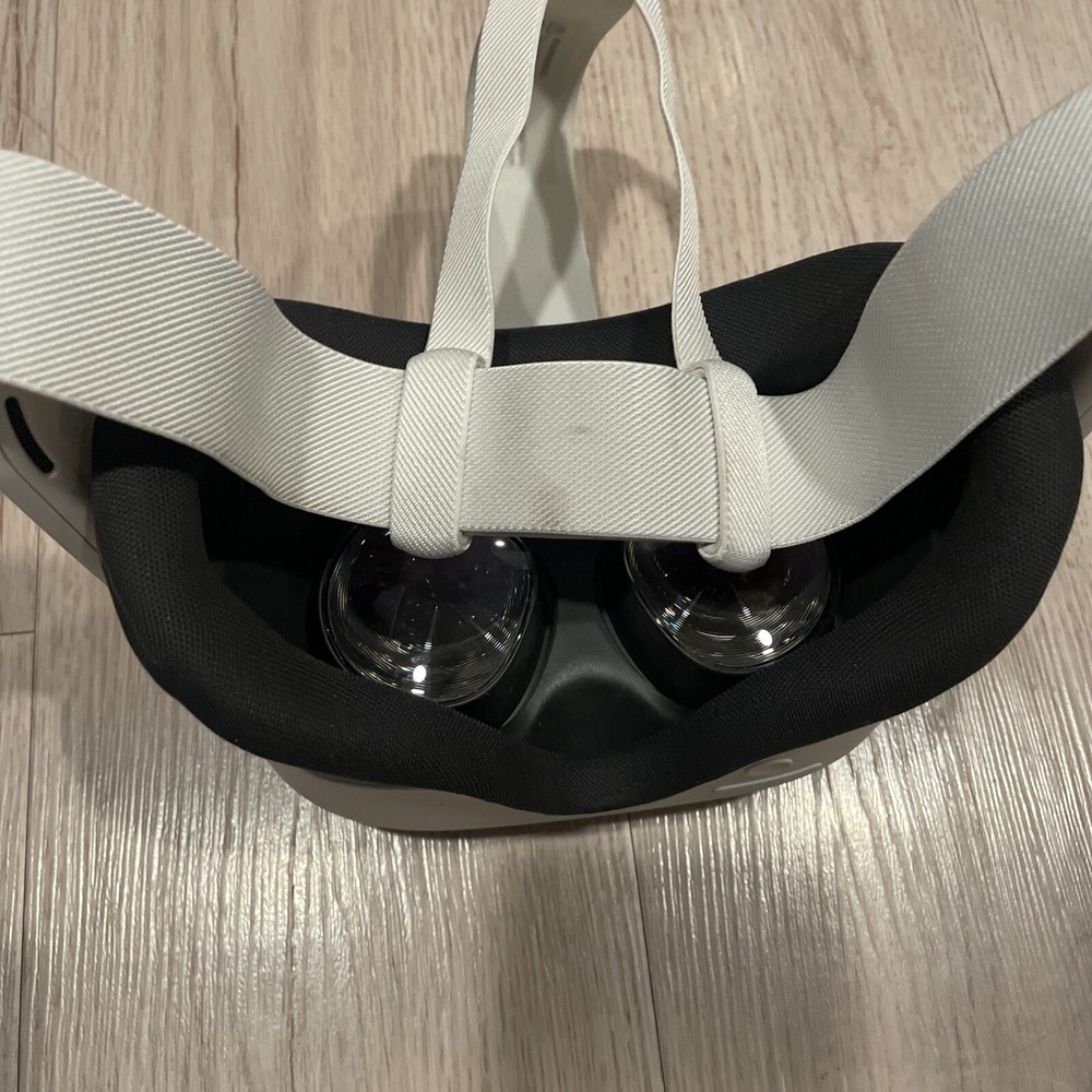 Meta Quest 3S HEADSET ONLY - 128GB - No Controllers