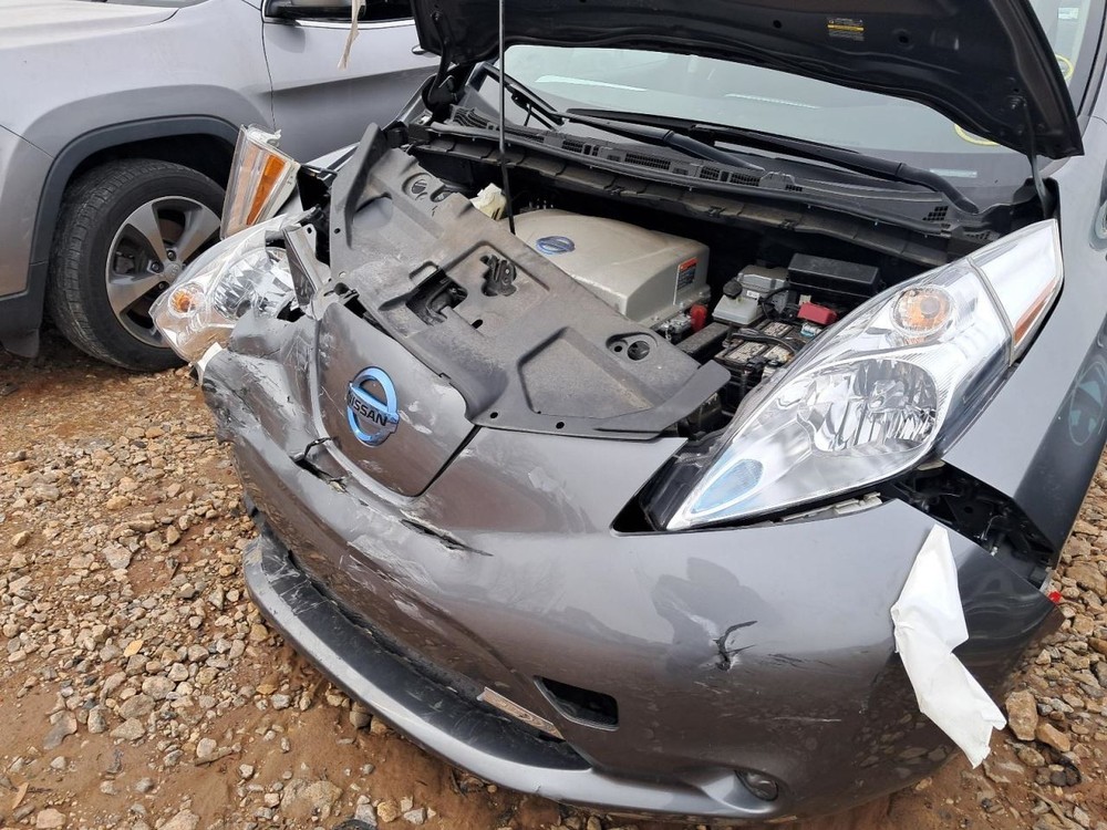 LEAF 2015 Glove Box 4884145